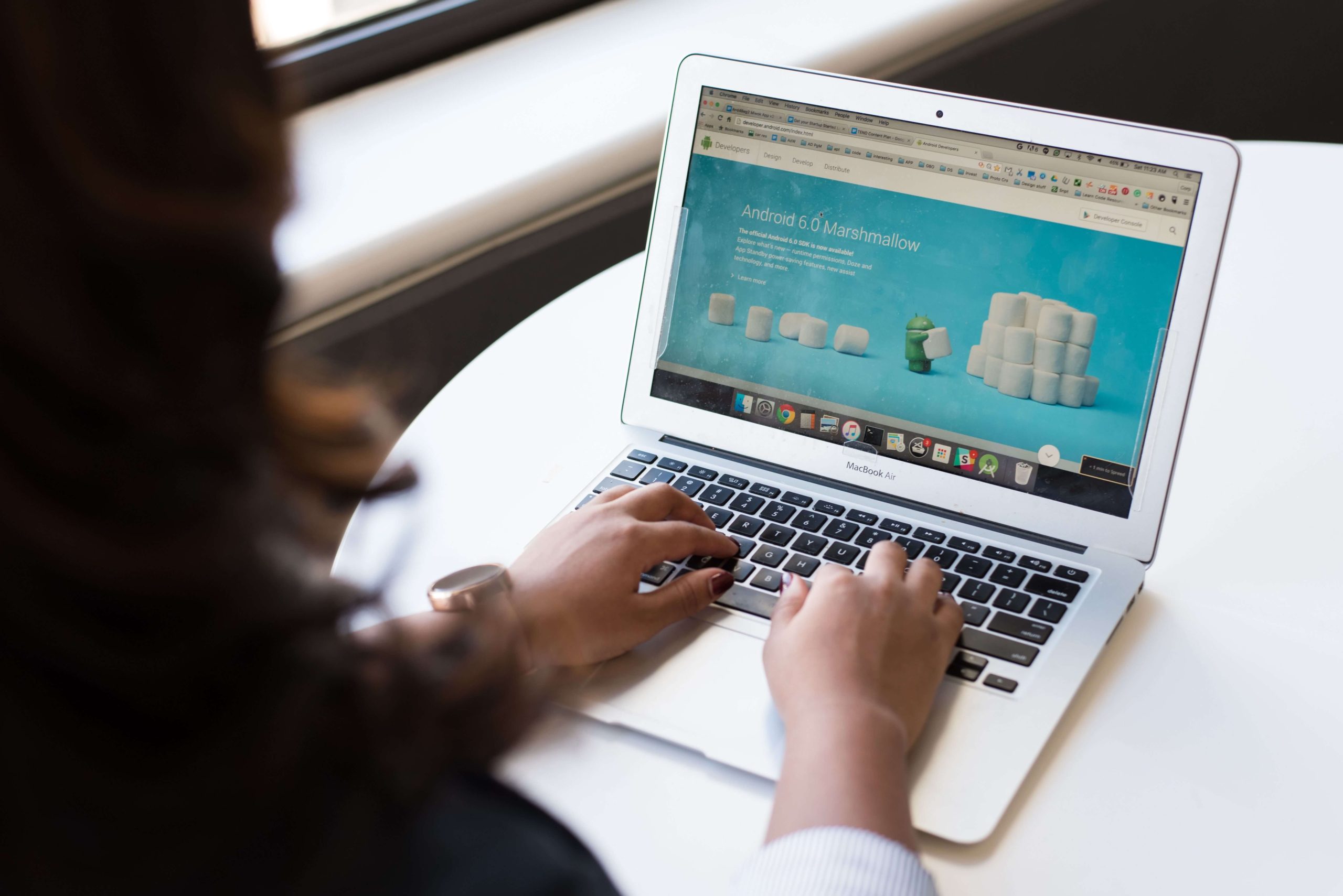 Pourquoi avoir une site internet